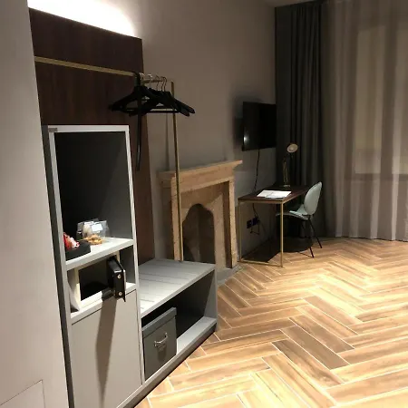 Materiaprima Camere-rooms بيت ضيافة *